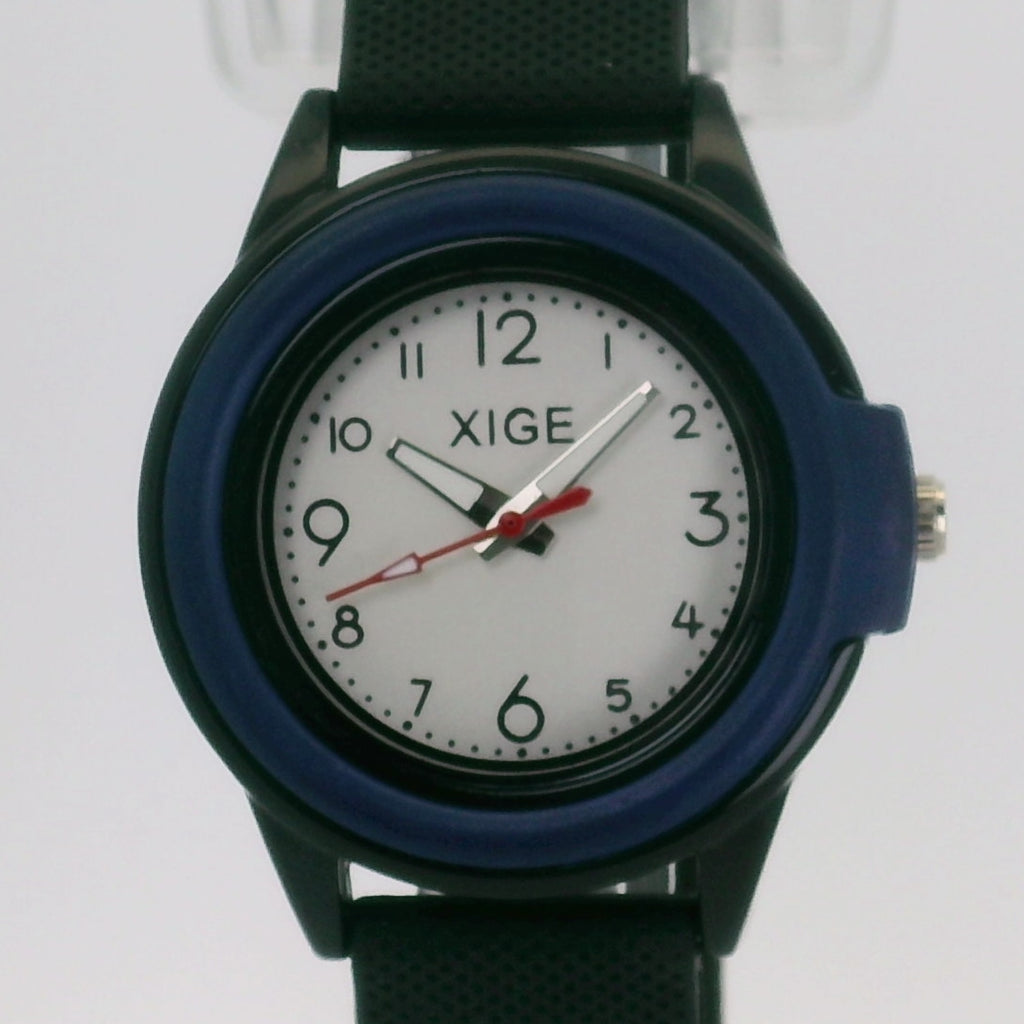 Xige Kids’ Analogue Watch – The Perfect First Watch  - Water-Resistant