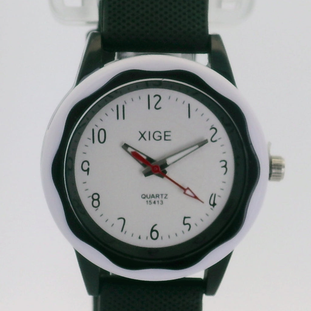 Xige Kids’ Analogue Watch – The Perfect First Watch  - Water-Resistant