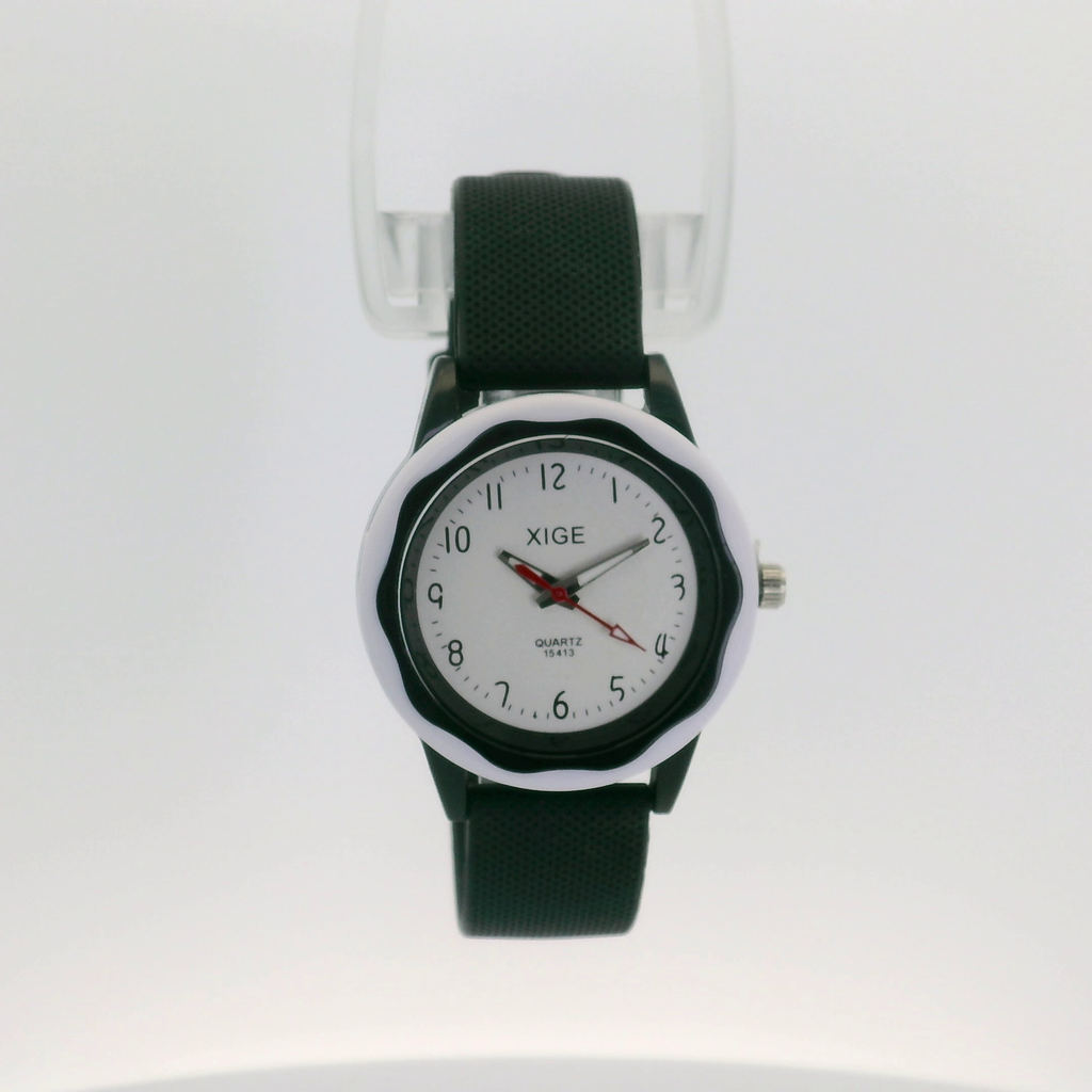 Xige Kids’ Analogue Watch – The Perfect First Watch  - Water-Resistant