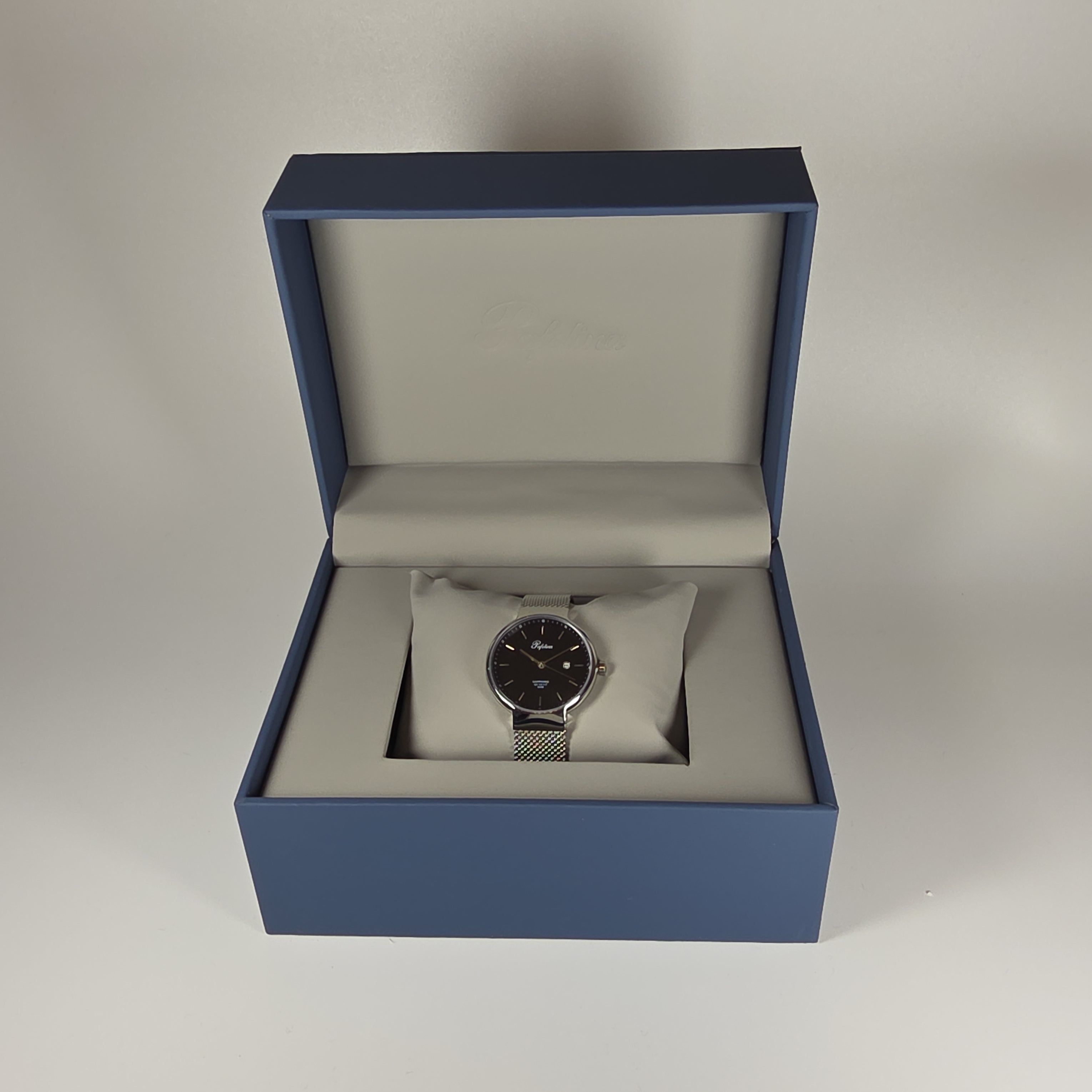 Pafolina Watch Minimalist – Scratch-resistant Sapphire Crystal Black & Silver-Tone Mesh Edition 30mm