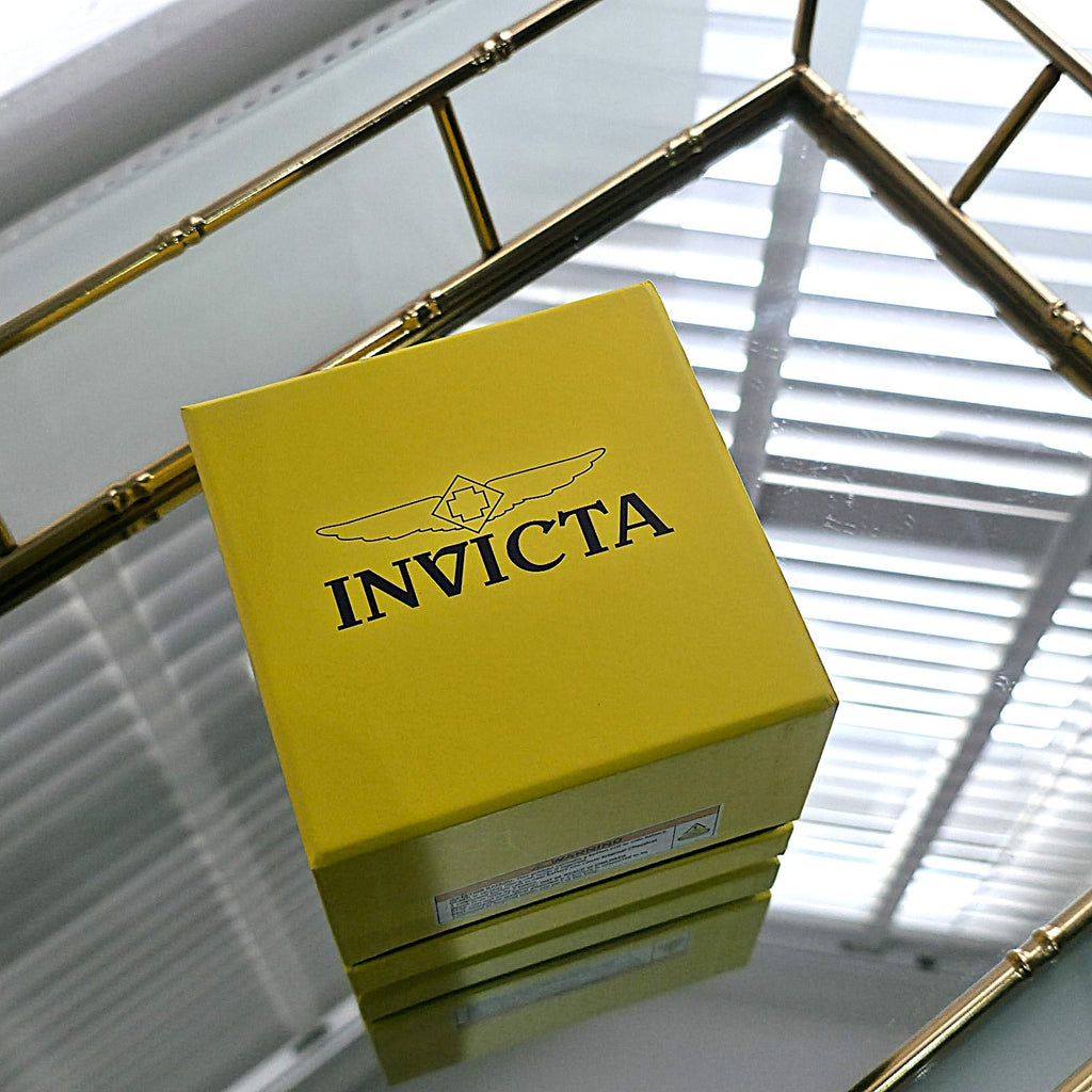 Watch Invicta Pro Diver for Men - 40mm - Steel, Gold - 200 mts Water Resistance