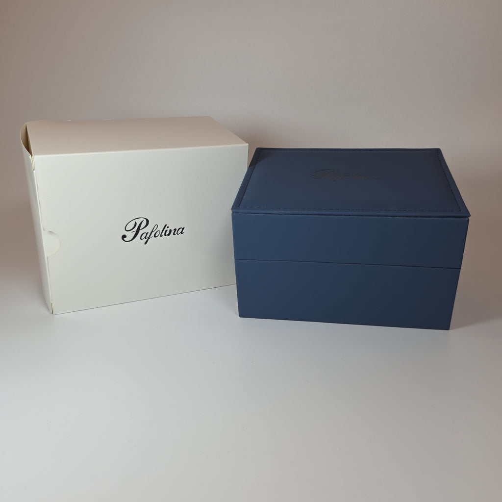 Pafolina Elegant Sapphire Quartz – Classic White Dial Gold & Black 40mm