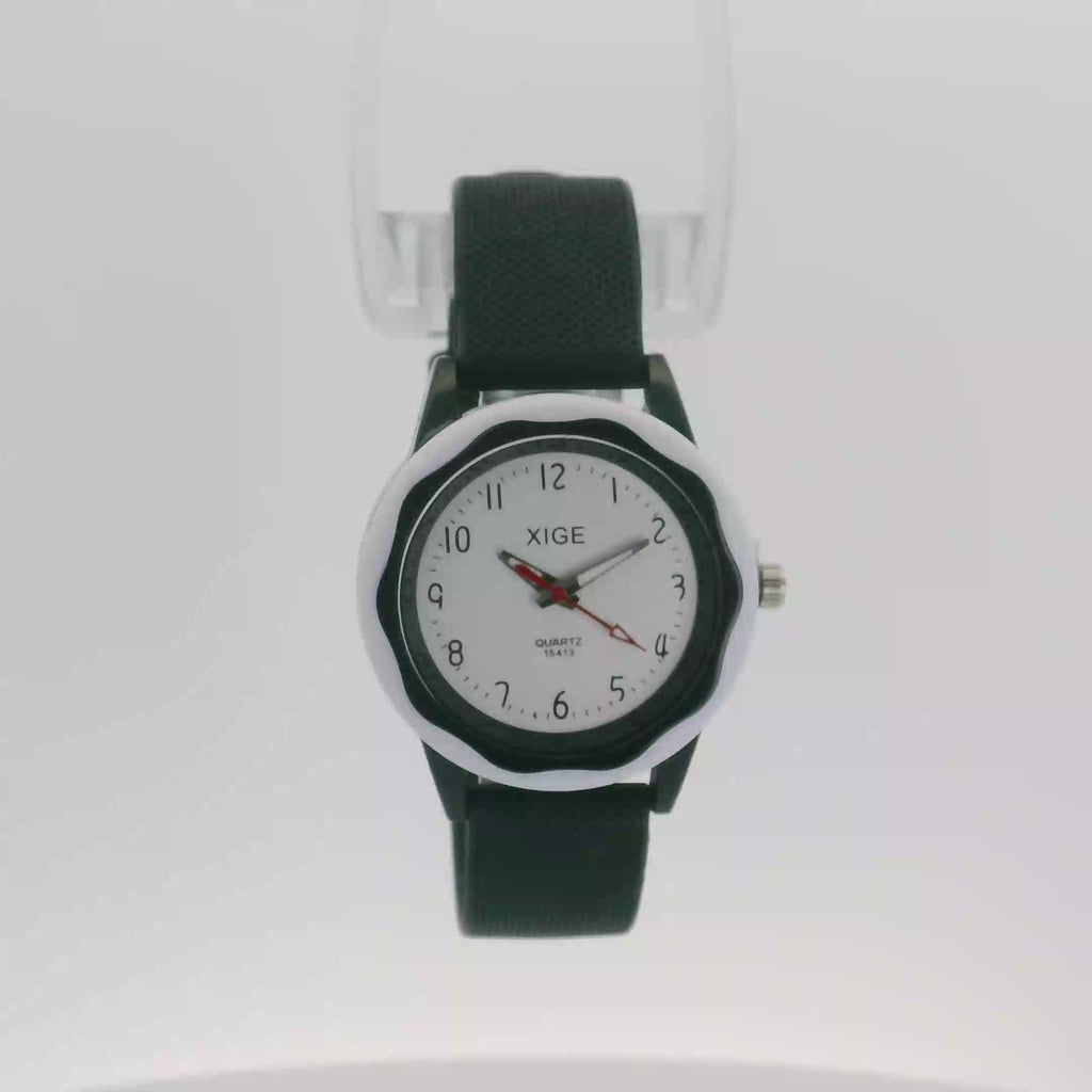 Xige Kids’ Analogue Watch – The Perfect First Watch  - Water-Resistant