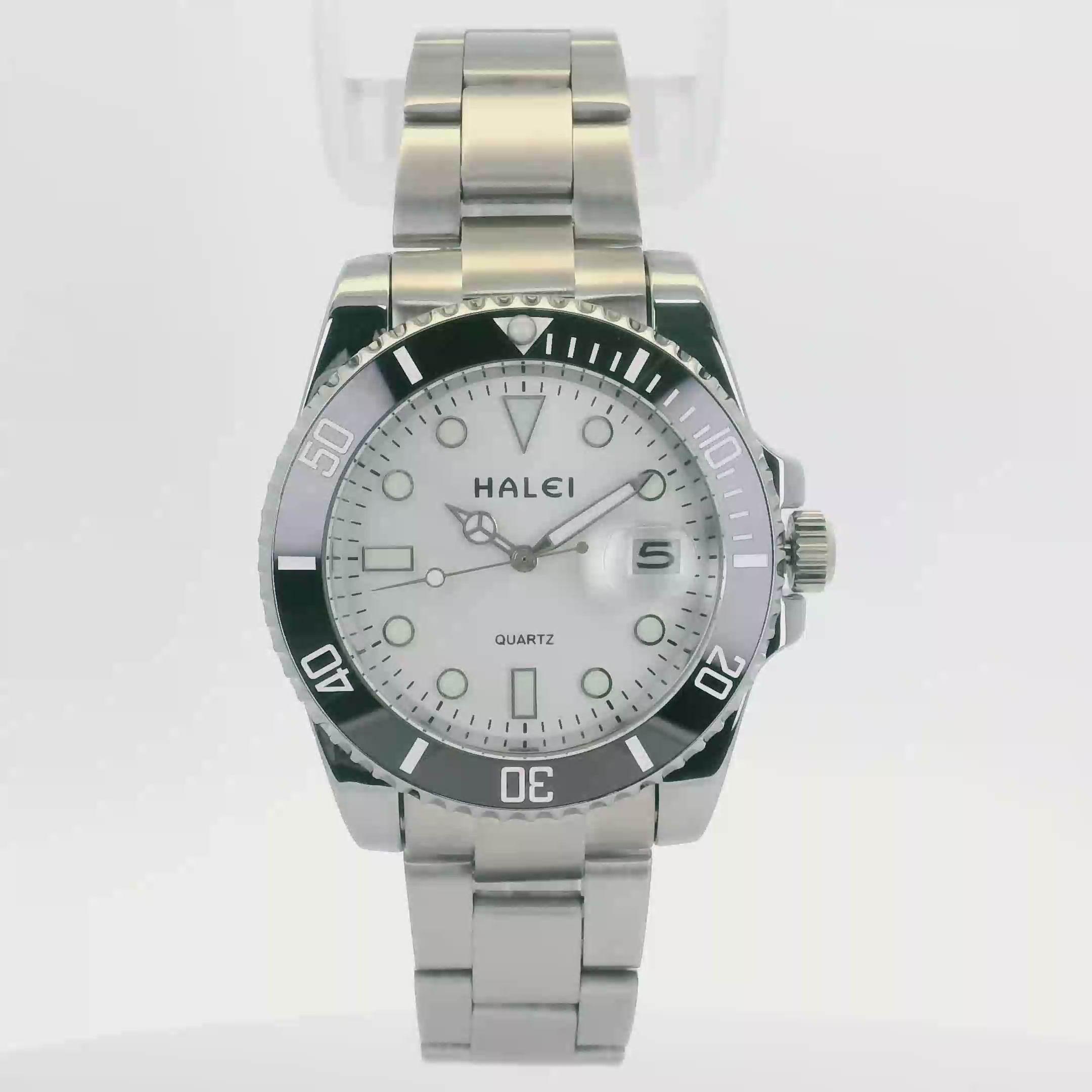 Halei Dive 40 mm Stainless Steel Back Watch – Water‑Resistant, Silver-Tone Bracelet, Fast UK Delivery