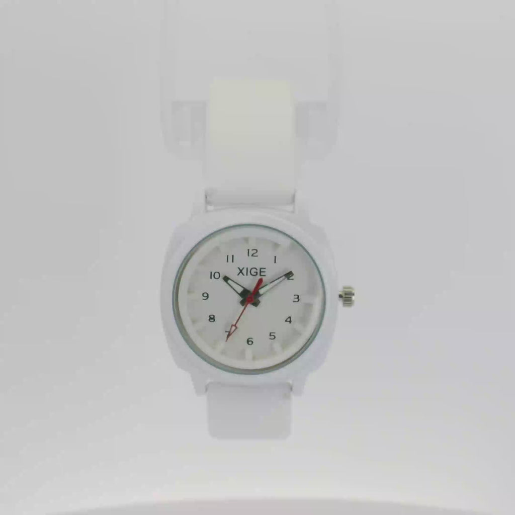 Xige Kids’ Analogue Watch – The Perfect First Watch  - Water-Resistant